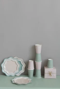 Signature Paper Cups in Pink & Mint