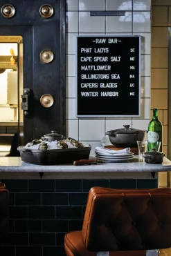 Signature Roaster, 5.25 qt.