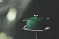 Signature Round Dutch Oven in Artichaut