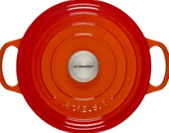 Signature Round Dutch Oven