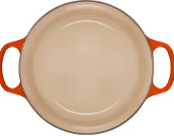 Signature Round Dutch Oven