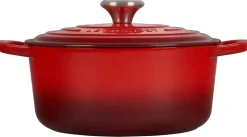 Signature Round Dutch Oven