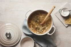 Signature Round Dutch Oven