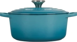 Signature Round Dutch Oven