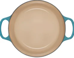 Signature Round Dutch Oven