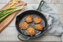 Signature Skillet in Artichaut