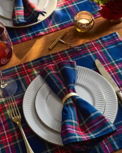 Signature Twill Napkins in Windsor Tartan