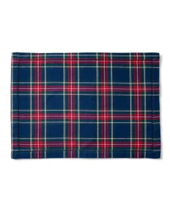 Signature Twill Placemats in Windsor Tartan