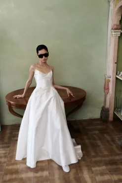 Silk Mikado Gown | STYLE 074