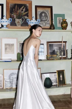 Silk Mikado Gown | STYLE 074