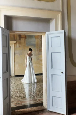 Silk Mikado Gown | STYLE 074