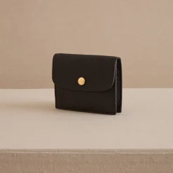 Skip 13 in Tumbled Grain Black