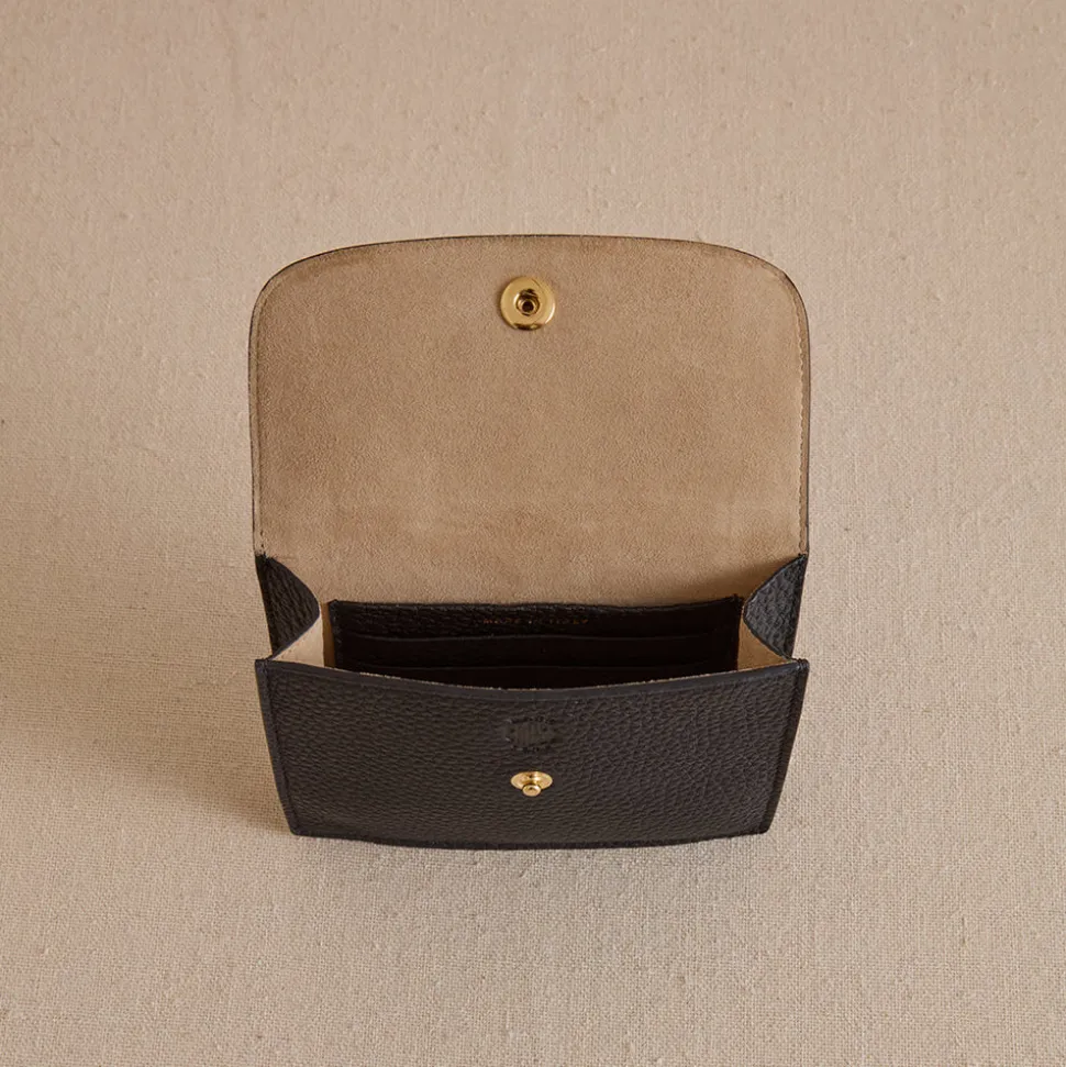 Skip 13 in Tumbled Grain Black