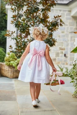 Sleeveless Formal Dress in Special Occasion White