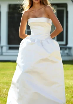 Strapless Drop Waist Gown in Créme Double Faced Satin