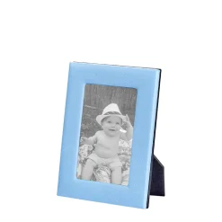 Studio Frame in Hydrangea Pebble Grain Leather