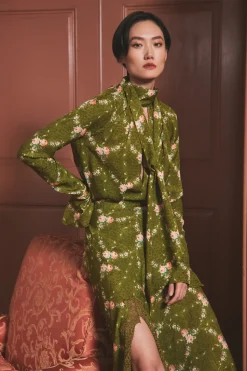 Sundance Top in Trellis Olive