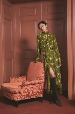 Sundance Top in Trellis Olive