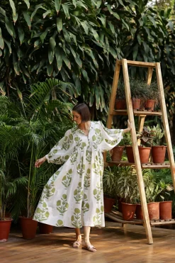 Taj Maxi Dress in Green Flower