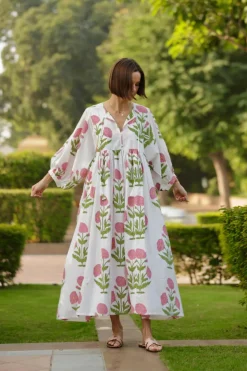 Taj Maxi Dress in Pink Flower