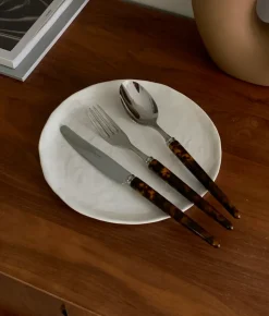 Tang Place Setting, Set of 5