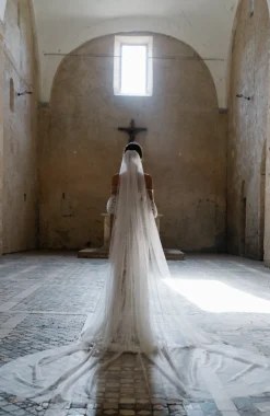 The Classic 2.0 Silk Tulle Wedding Veil