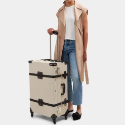 The Editor in Black Check In Spinner