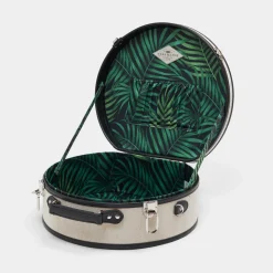 The Editor in Black Hatbox Large