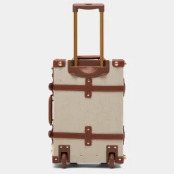 The Editor in Brown Carryon