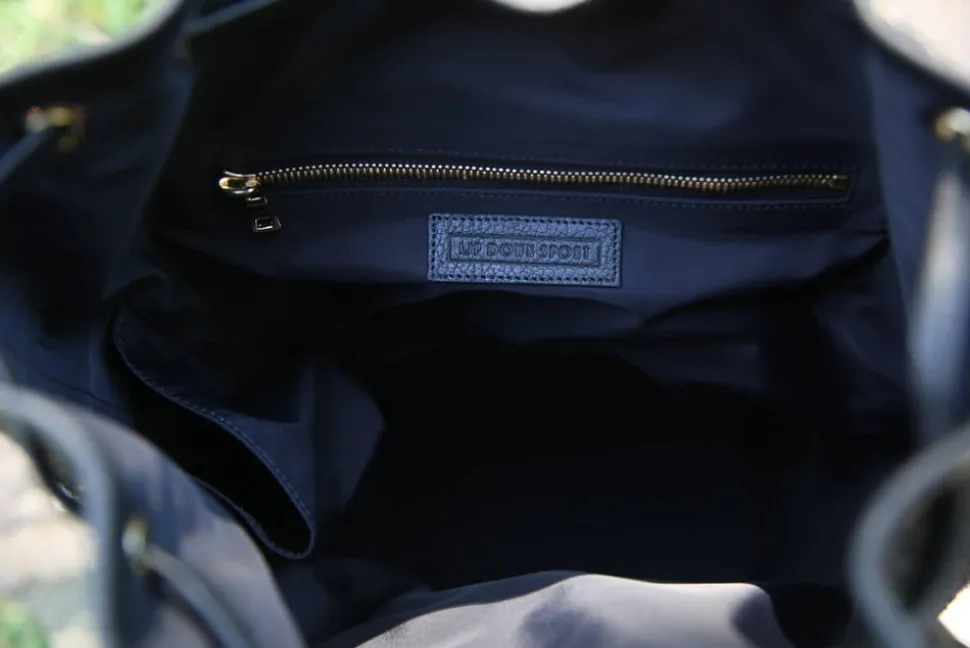 The Novelty Lily Bag