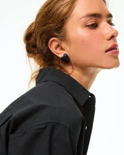 The Puffy Heart Stud Earrings in Black