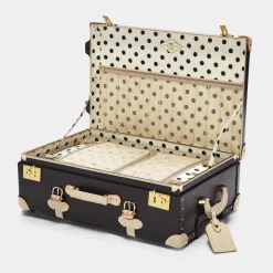 The Starlet Stowaway