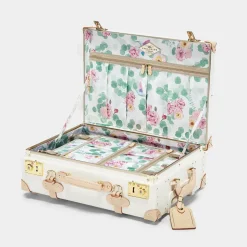 The Sweetheart Carryon