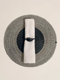 The Tagua Napkin Ring in Black, Set of 4