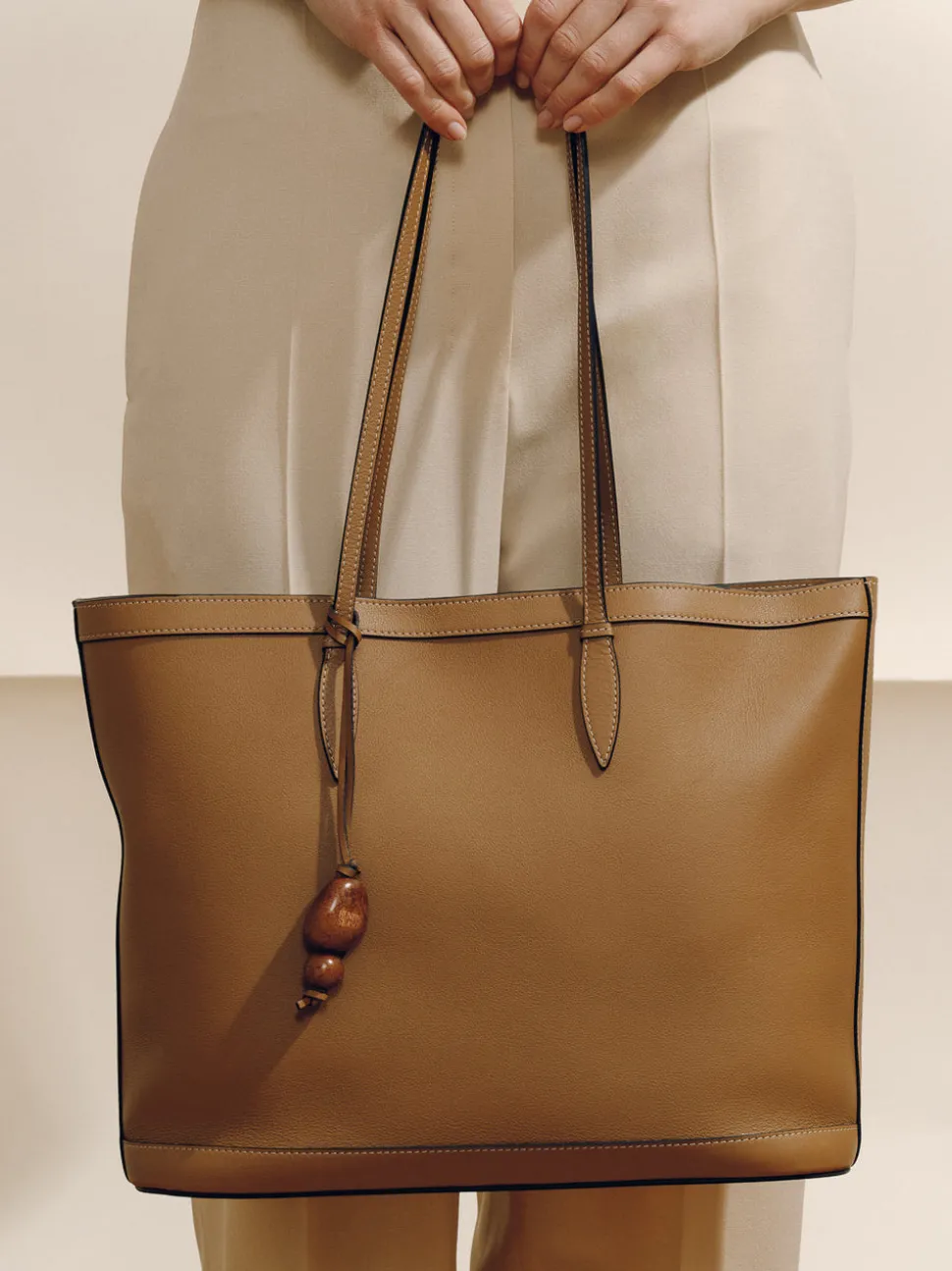 The Tote in Camel Nappa