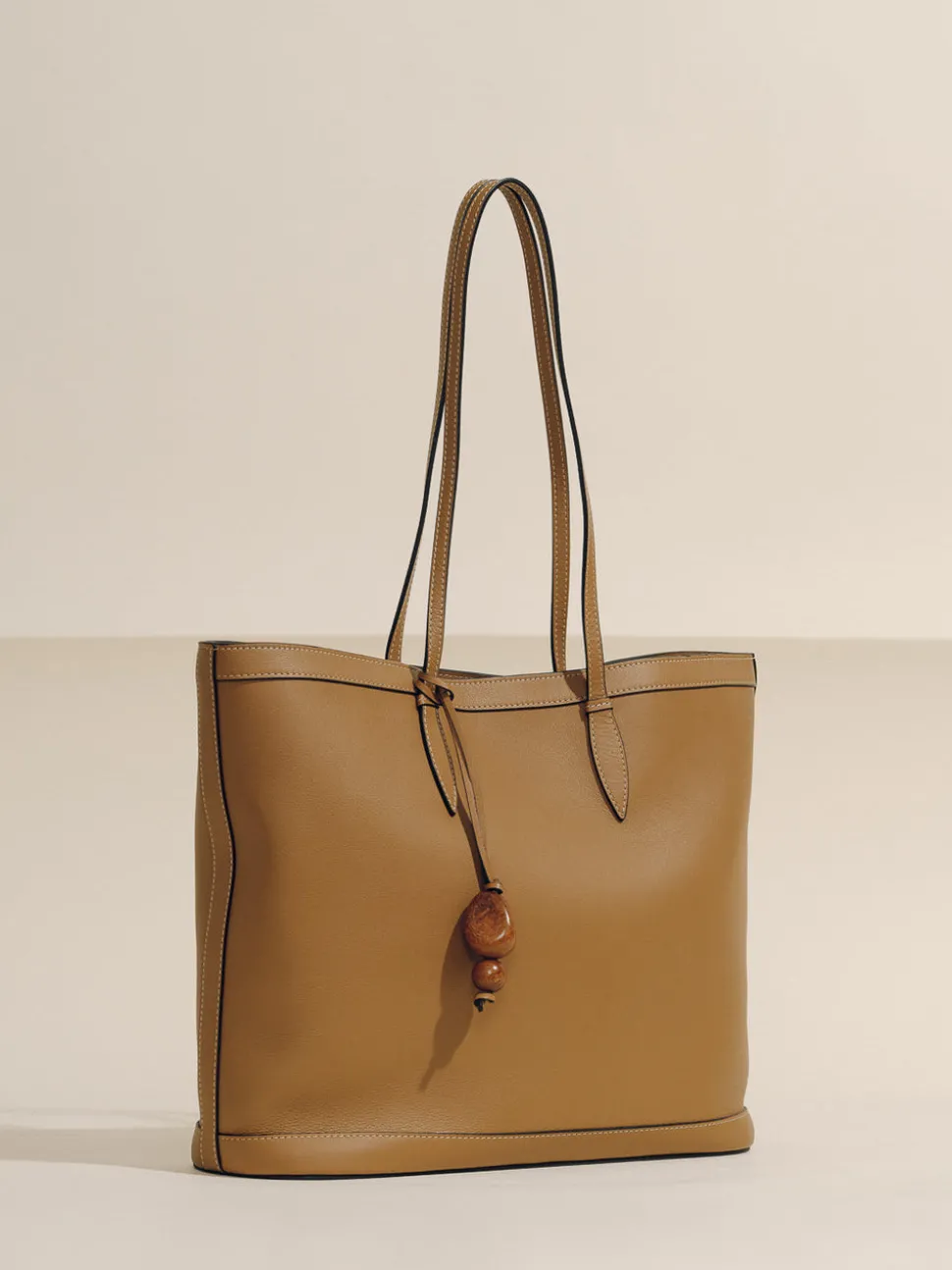 The Tote in Camel Nappa