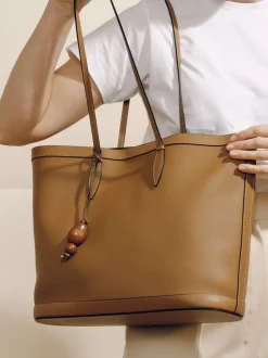 The Tote in Camel Nappa