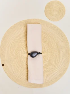 The Woven Placemat in Natural Fiber, Set of 4