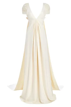 Titania Ivory Gown With Shoulder Trains