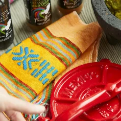 Tortilla Press Kit in Red Cast Iron with Servilleta