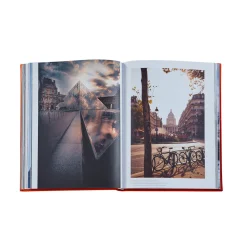 Trope Paris in Orange