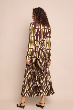 Vienna Skirt in Amable Olive