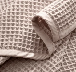 Waffle Bed Blanket in Dusty Rose