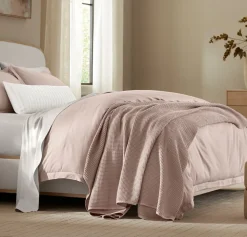 Waffle Bed Blanket in Dusty Rose