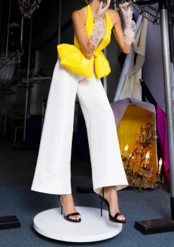 Wide Leg Cropped Trouser