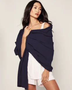 Women’s Cashmere Wrap in Navy
