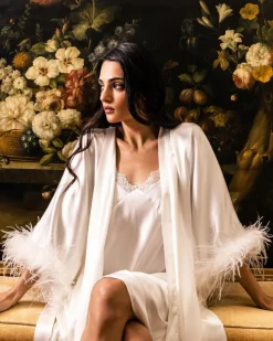 Women’s Mulberry Silk White Cosette Night Dress with Lace