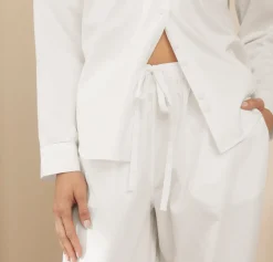 Women's Signature Long Sleeve & Pants Pajama Set in White